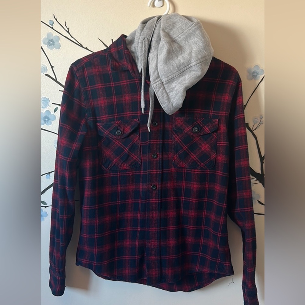 North Western MFG CO VGUC plaid jacket, heavier,hoodie, drawstrings, front pocke